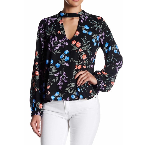 Lush Keyhole Blouse - Picture 1 of 2